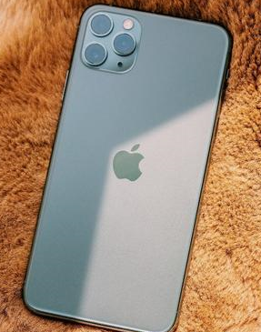 天峨苹果维修点分享iPhone 11 Pro Max电池发烫特殊问题 
